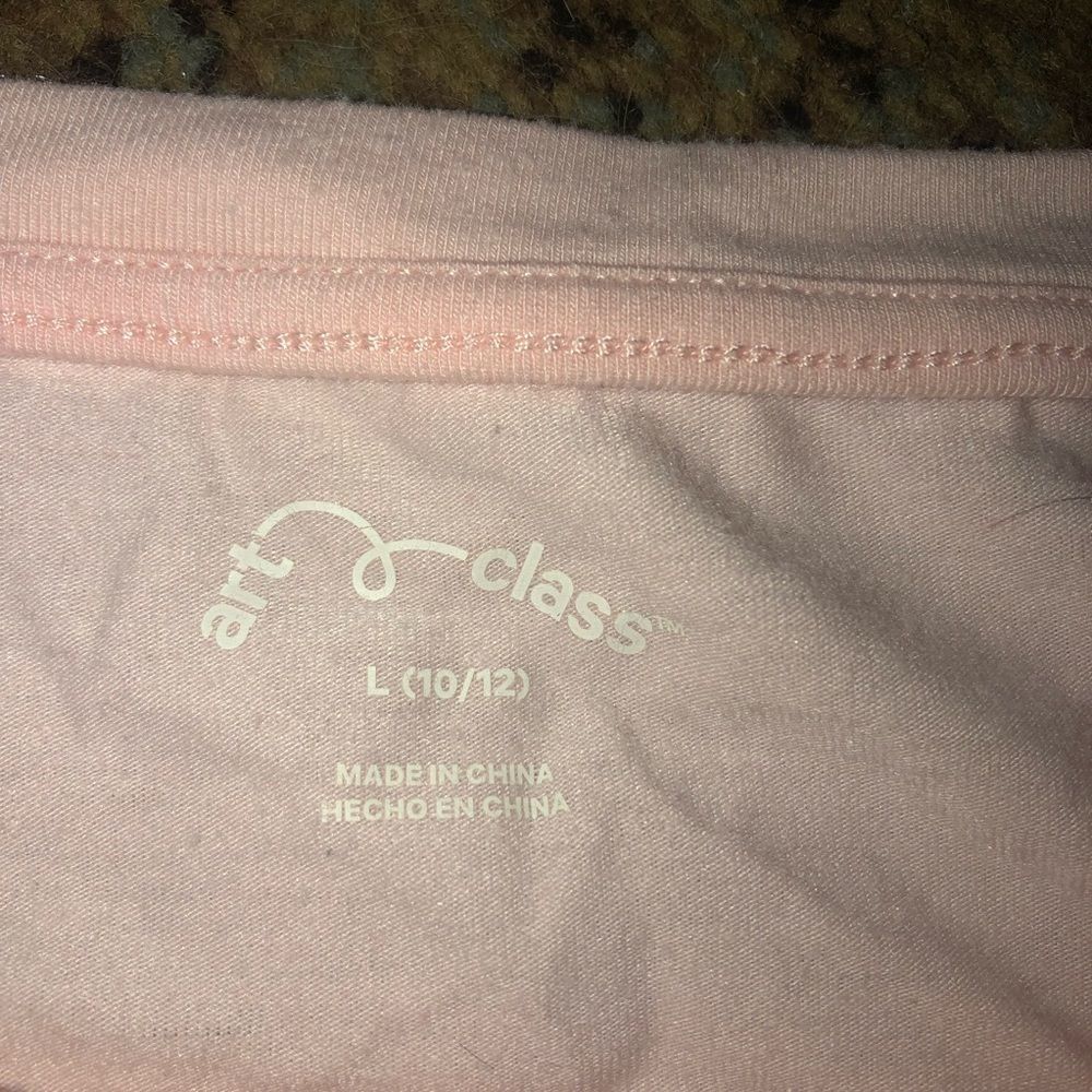 Art class shirt that says throw kindness around like confetti pink - Picture 3 of 3